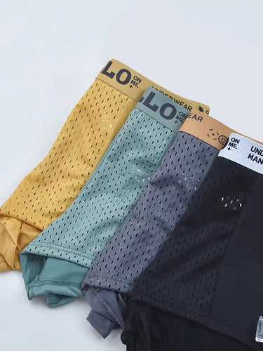 SÆT MED 4 ÅNDBARE OG BEHAGELIGE SPORTSBOKSERSHORTS